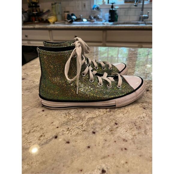 Converse Chuck Taylor Winter Glitter Hi-Top Sneaker sz 2 EUC - Picture 1 of 7
